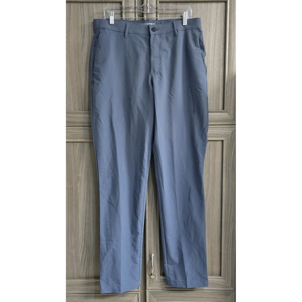 Banana Republic Lightweight‎ Flat Front Chino Pants China Blue 34x34